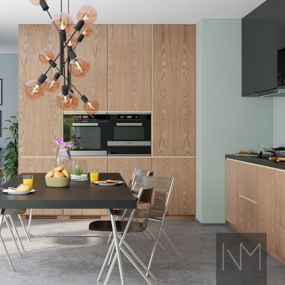 Kitchen fronts in Nordic+ Instyle design, oak in clear coat. Top cabinet doors in Basic, colour NCS S9000-N.