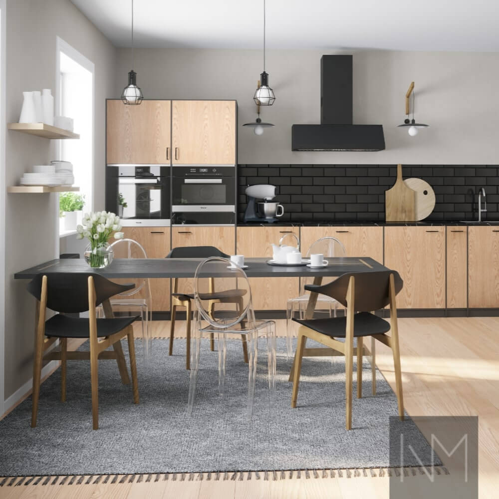 Metod kitchen fronts in Nordic OAK design. Clear coat with black side panels for Inframe look. Handle Batman black