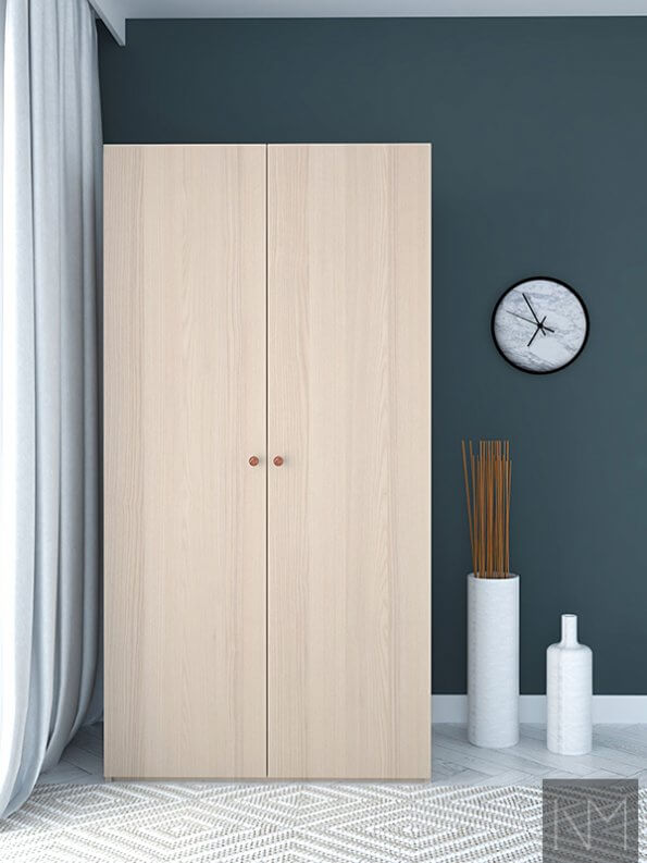 Wardrobe fronts in colour: White stained